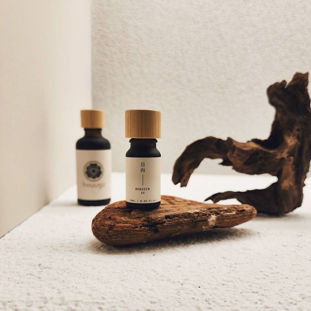 Hyuuga Benzoin Essential Oil